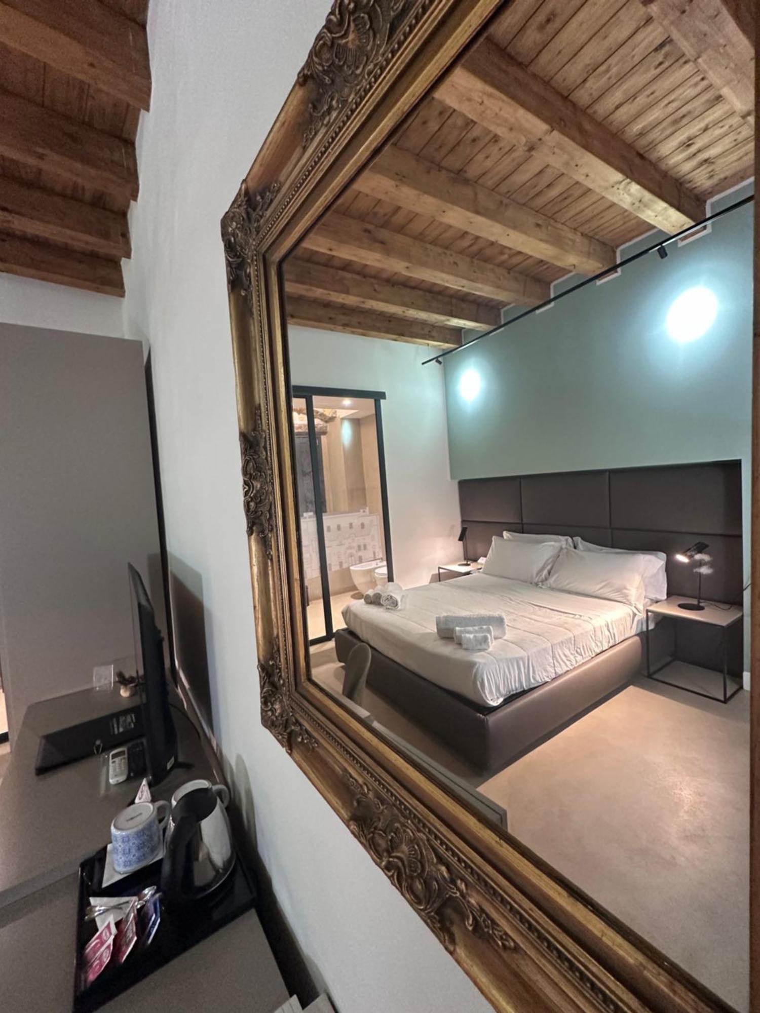 Palazzo Santamarina Luxury Suite & Spa Palermo Exterior photo